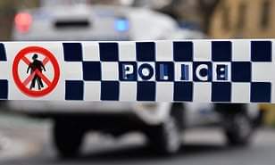 You are currently viewing POLICE HUNTING A MAN WHO CRASHED A CAR INTO A HOUSE IN LAKE MACQUARIE