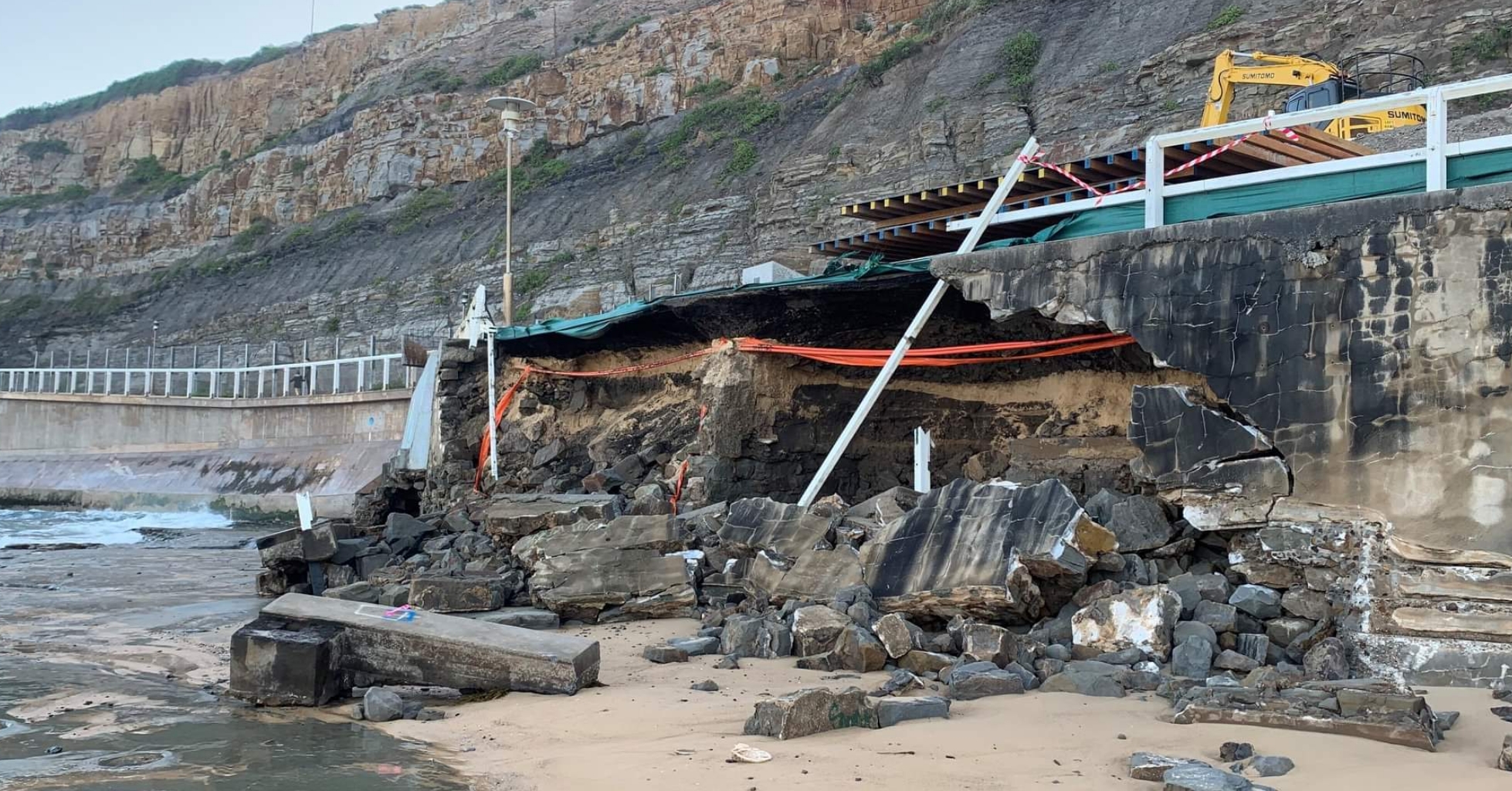 You are currently viewing NEWCASTLE BEACH SEA WALL COLLAPSED UNDER HEAVY SWELLS