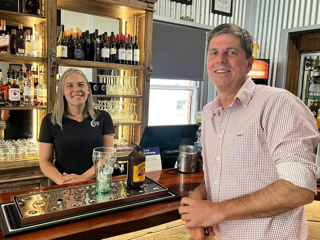 Read more about the article Moonan Flat Pub reopens following the Barrington road’s reopening