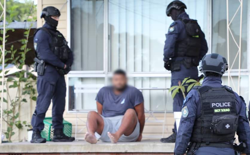 Read more about the article Two men have been charged after kidnapping and holding two men hostage near Raymond Terrace